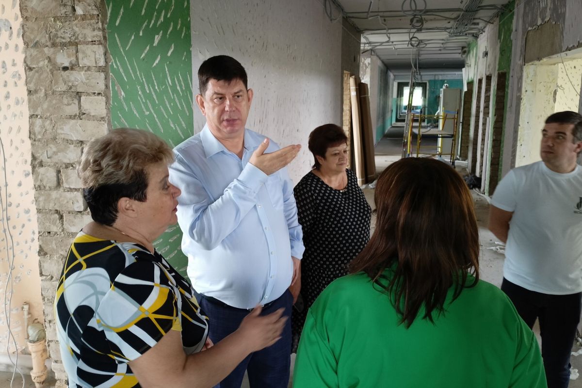 В Китовской школе Шуйского района продолжаются работы по капитальному ремонту в рамках народной программы «Единой России»