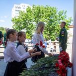 По инициативе «Единой России» в Благовещенске увековечили память Героя СВО