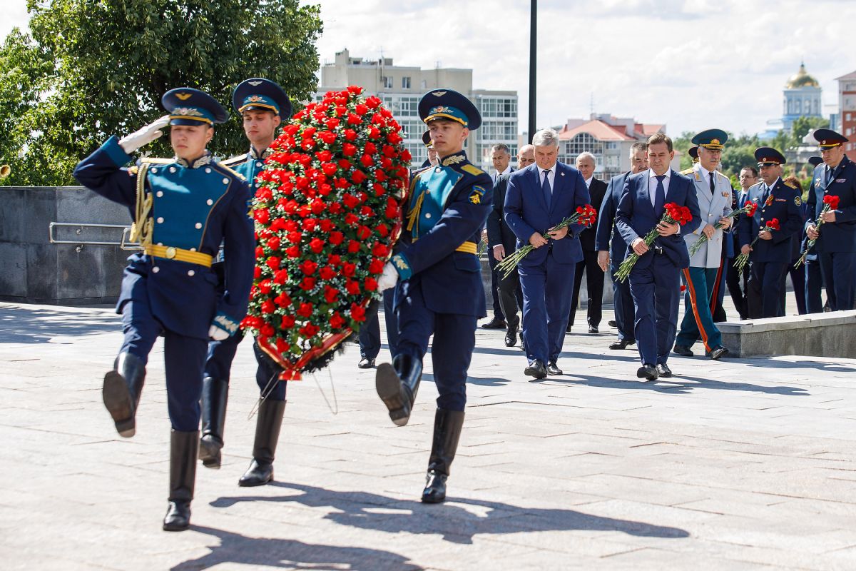 В Воронеже почтили память погибших в Великой Отечественной войне |  21.06.2024 | Воронеж - БезФормата