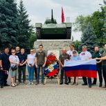 «Единая Россия» возложила цветы на памятных объектах Мелитополя