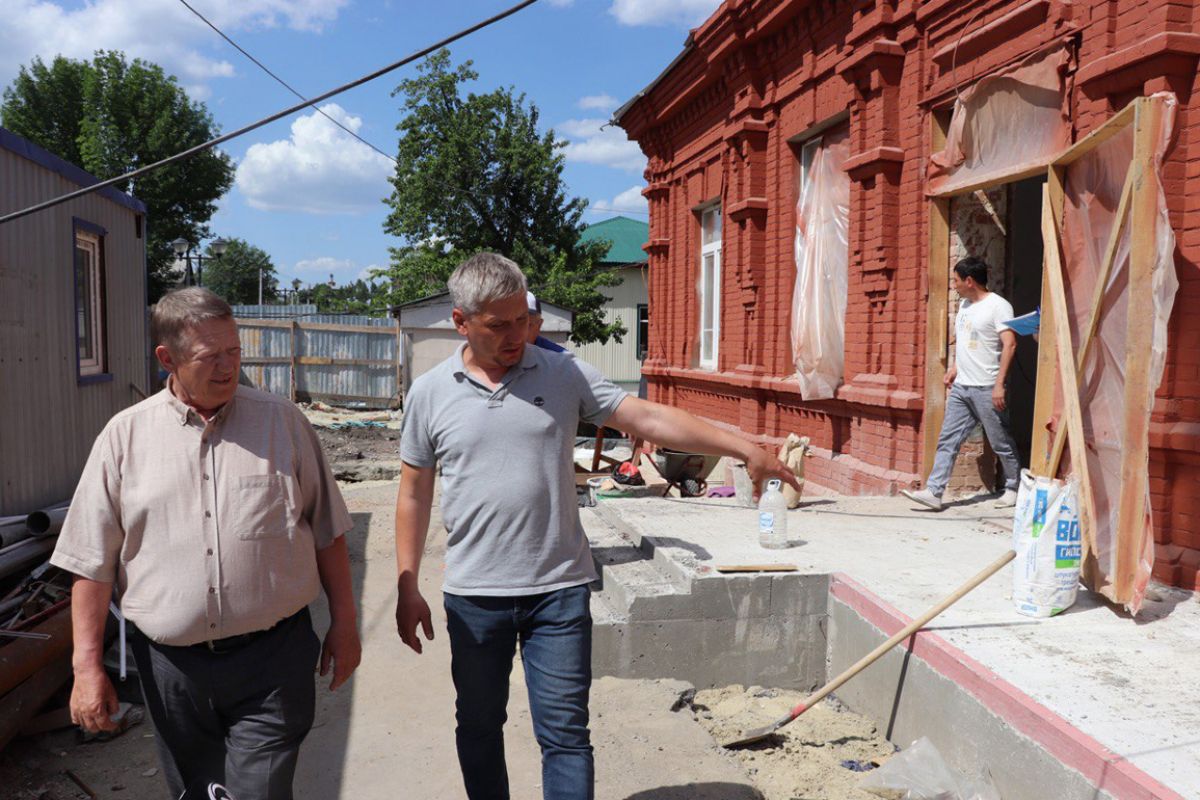 Панков: Историческое здание бывшей поликлиники в Вольске сохранит свою  красоту