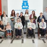 Юных спортсменов на колясках поздравила Ольга Швецова
