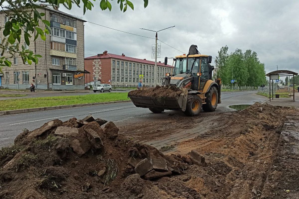 В Няндоме по программе КРСТ начался капитальный ремонт автомобильной дороги