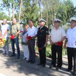 В Сакском районе возложили цветы накануне Дня партизан и подпольщиков