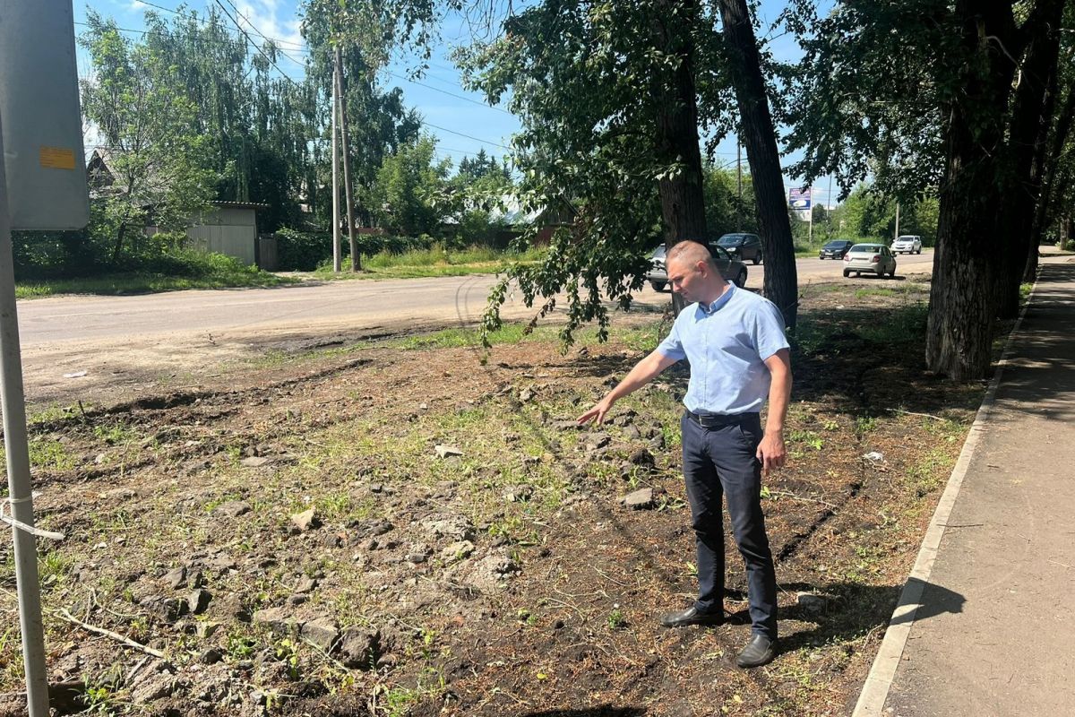 В Моршанске партийцы будут добиваться устранения недочетов при  благоустройстве тротуара по улице Куйбышева