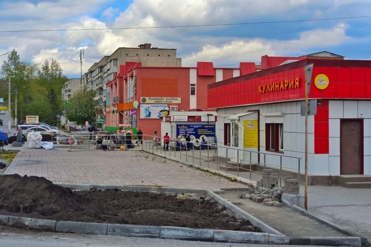 В Западном микрорайоне Сатки идёт благоустройство общественного  пространства | 14.06.2024 | Челябинск - БезФормата