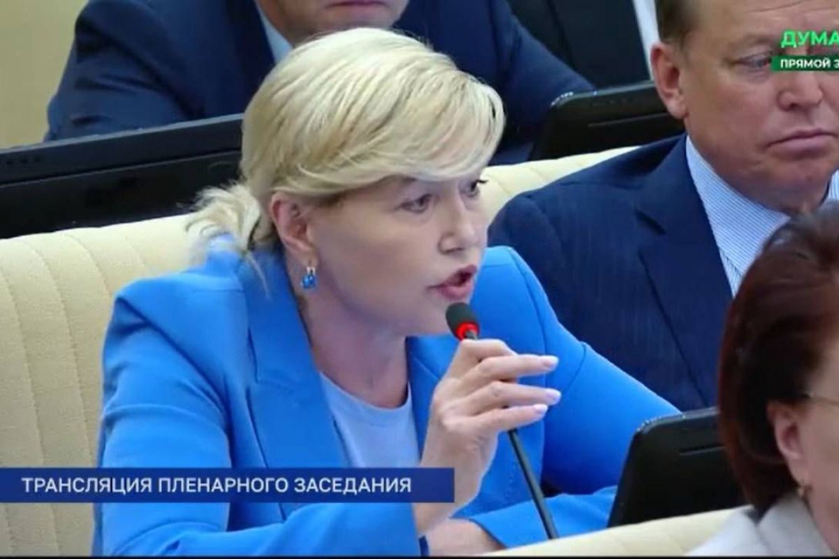 Госдума приняла в первом чтении законопроект о запрете продажи энергетиков  несовершеннолетним — его инициировала «Единая Россия»