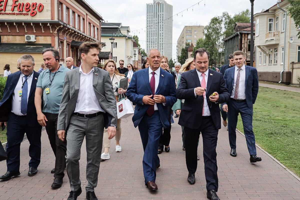 Народные художественные промыслы - мощный потенциал народа России |  22.06.2024 | Архангельск - БезФормата