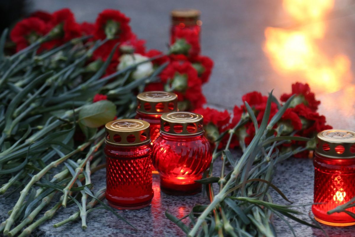 «Единая Россия» проведет по всей стране памятные акции в День памяти и скорби