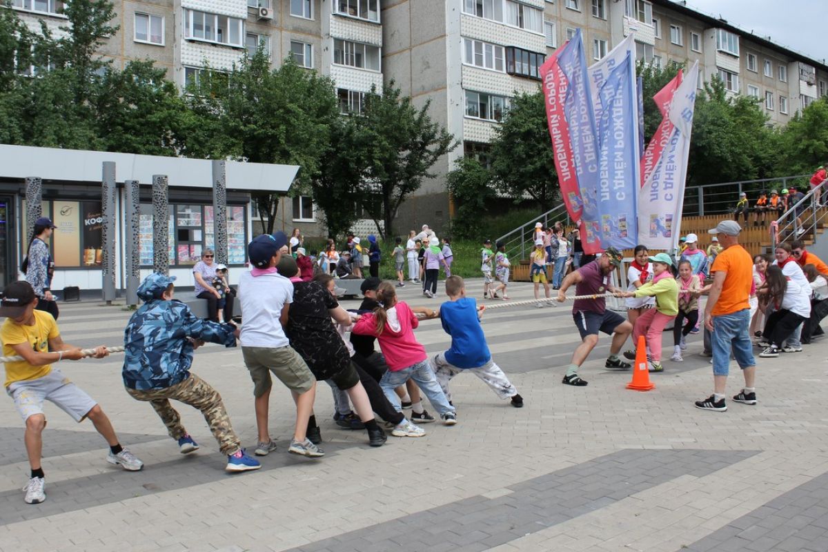 Спорт — в каждый двор» - в Иркутске продолжается детский спортивный марафон