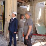 Продолжается капитальный ремонт здания Дома культуры имени В.Н. Рожкова в Янтарном