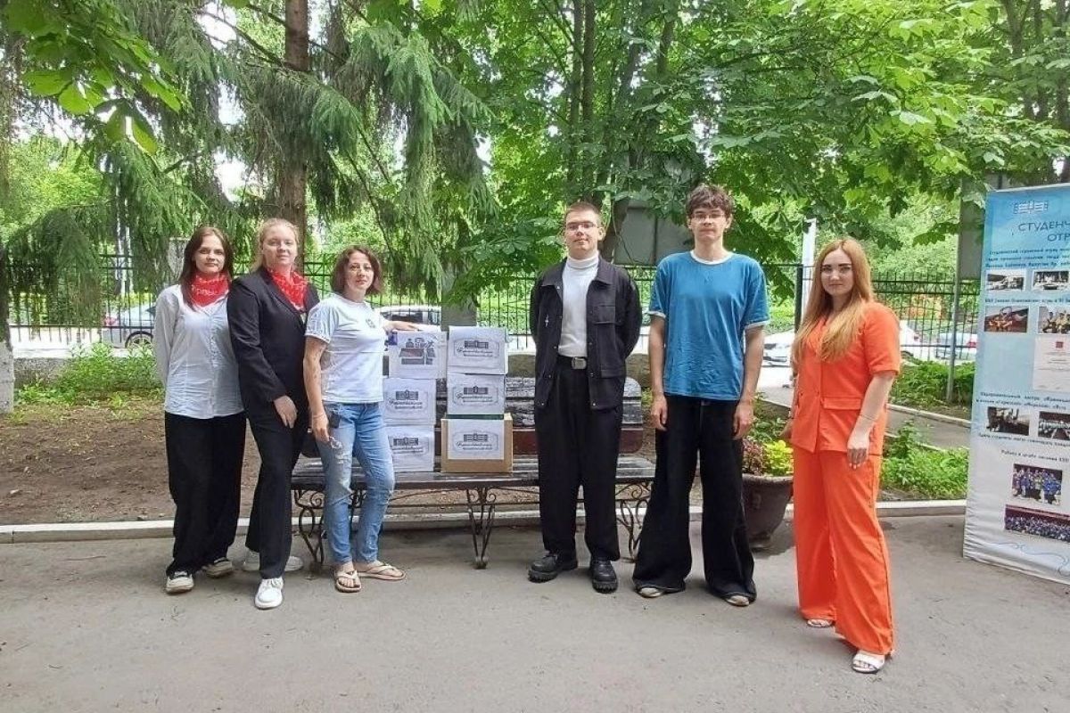 Саратовские студенты принимают участие в гуманитарных миссиях партии «Единая Россия»