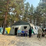 Волонтерский центр «Единой России» разбил палаточный лагерь в поселке Атамановка