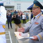 Сергей Шугаев вручил аттестаты выпускникам Петрозаводского президентского кадетского училища