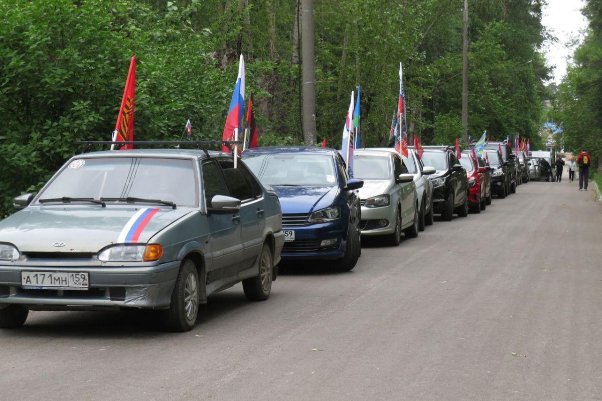 Традиционный автопробег «Подвигу жить в веках» прошел в Краснокамском округе