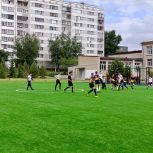 В школе №53 состоялось торжественное открытие обновлённого спортивного стадиона