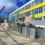 При поддержке «Единой России» в Нягани (ХМАО) обновляют школы, спортплощадки и создают Аллеи славы