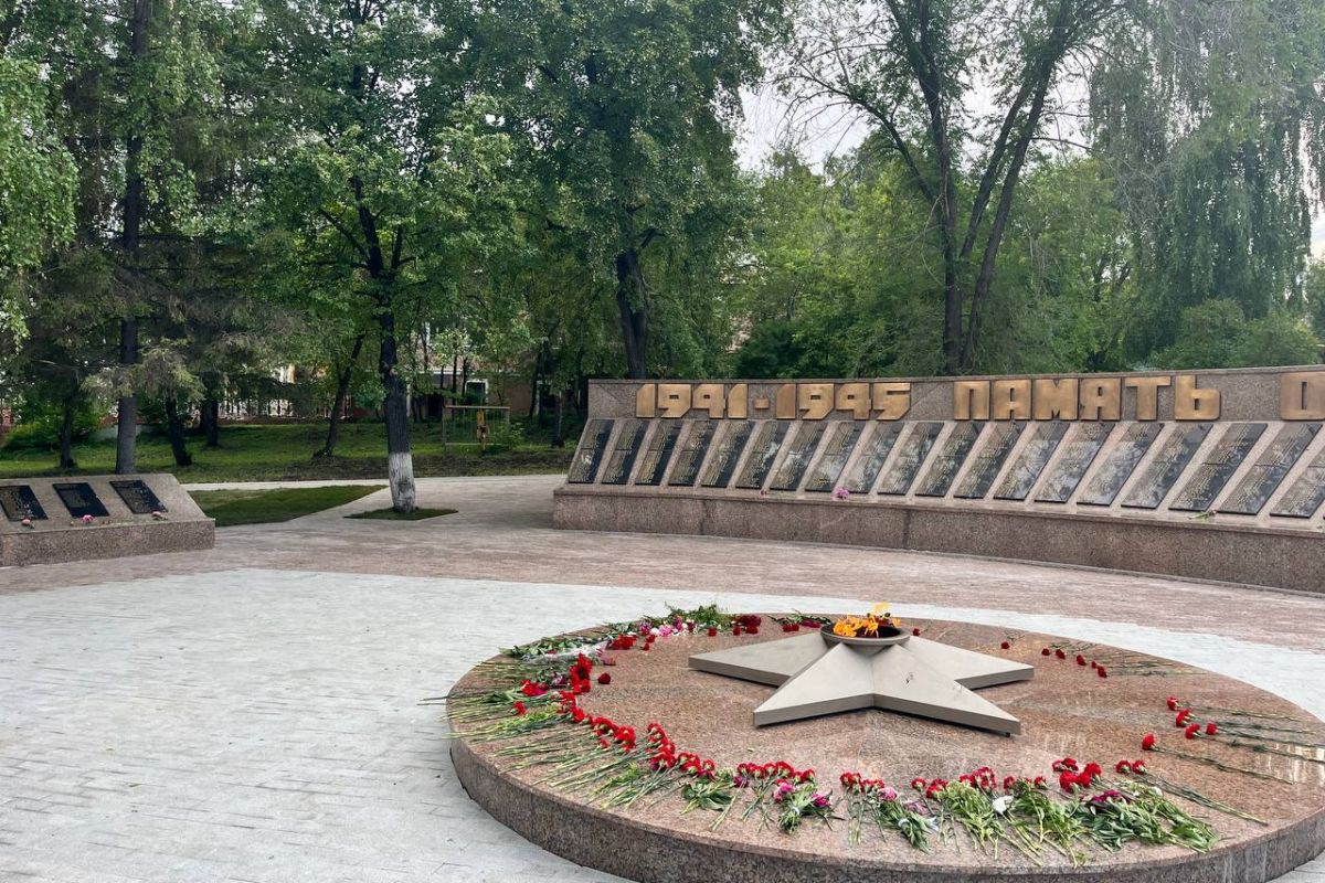 В Кыштымском городском округе состоялось открытие мемориала «Вечный огонь», приуроченного к 80-летию Великой Победы