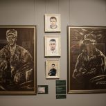 В Калуге открылась выставка «Мой герой»