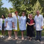 В Ленинском районе поздравили сотрудников больниц с праздником