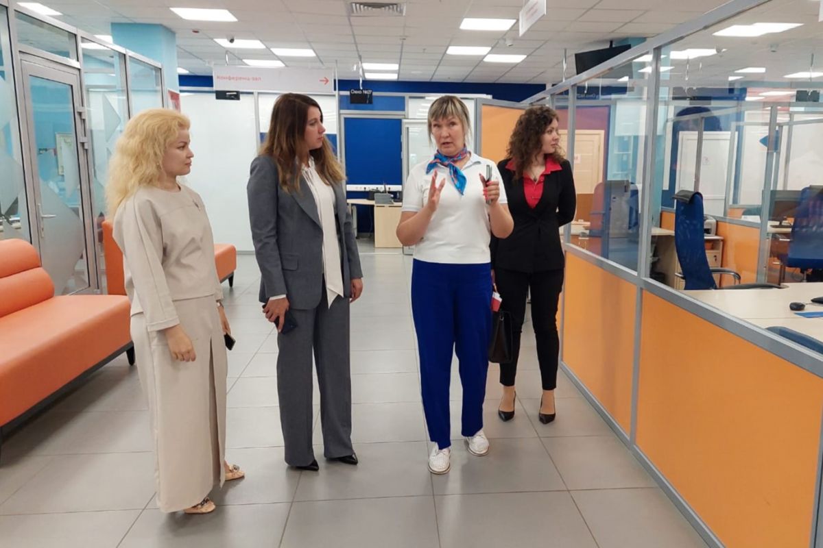 При поддержке «Единой России» в Воронеже открылся «Женский клуб» в кадровом центре Работа России «Правобережный»