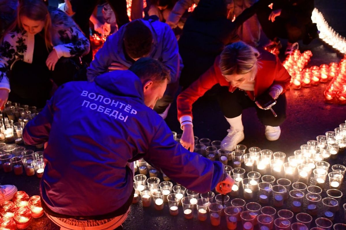 В регионах «Единая Россия» провела акцию «Огненные картины войны» в День памяти и скорби