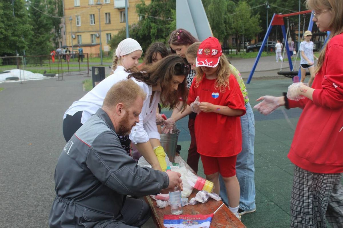 Новокузнецкие единороссы провели субботник
