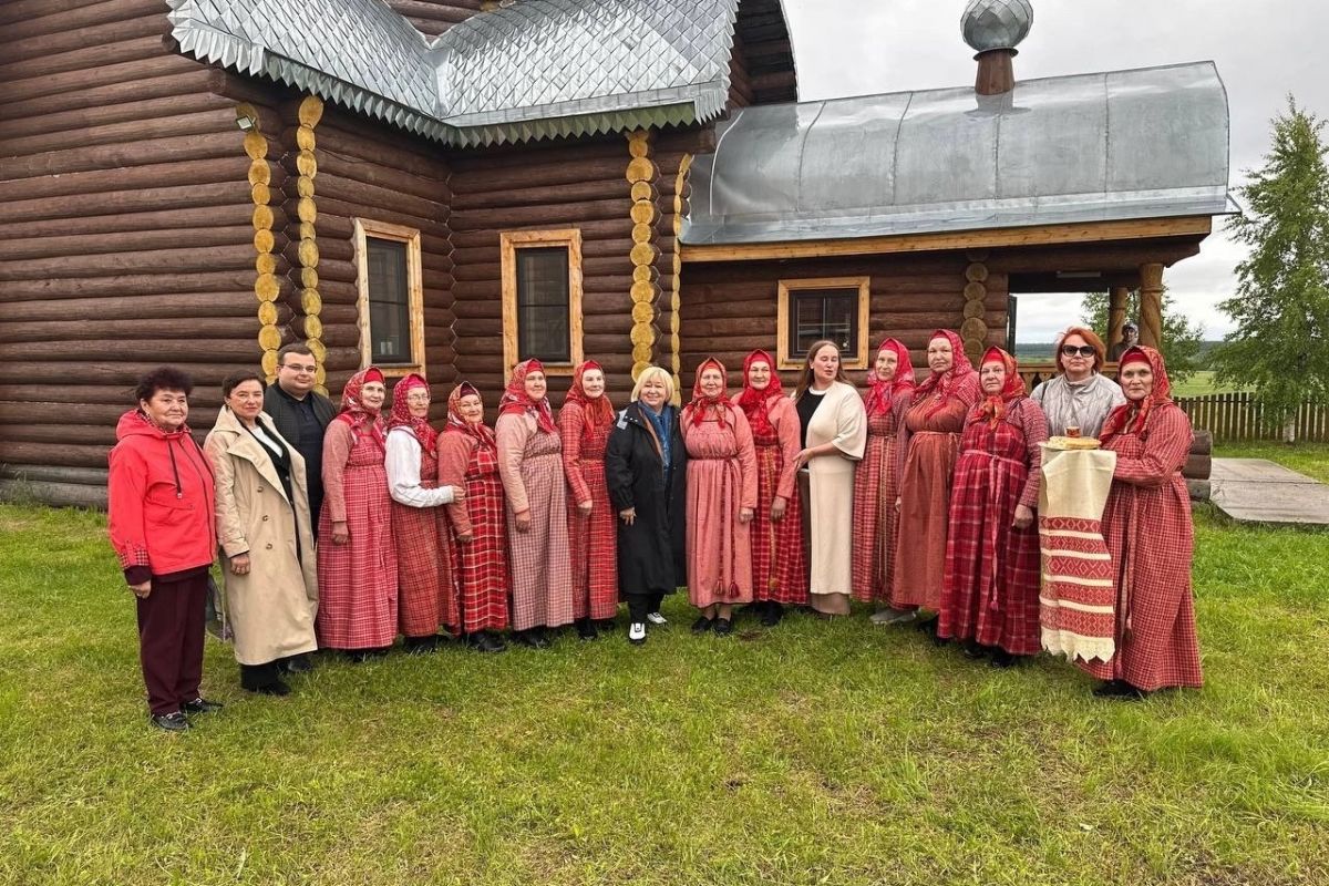 Елена Вторыгина посетила близкие сердцу места в Пинежском округе