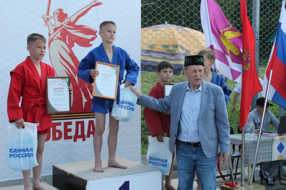 «Единая Россия» поддержала турнир по национальным видам борьбы в память о фронтовиках в Ужурском районе