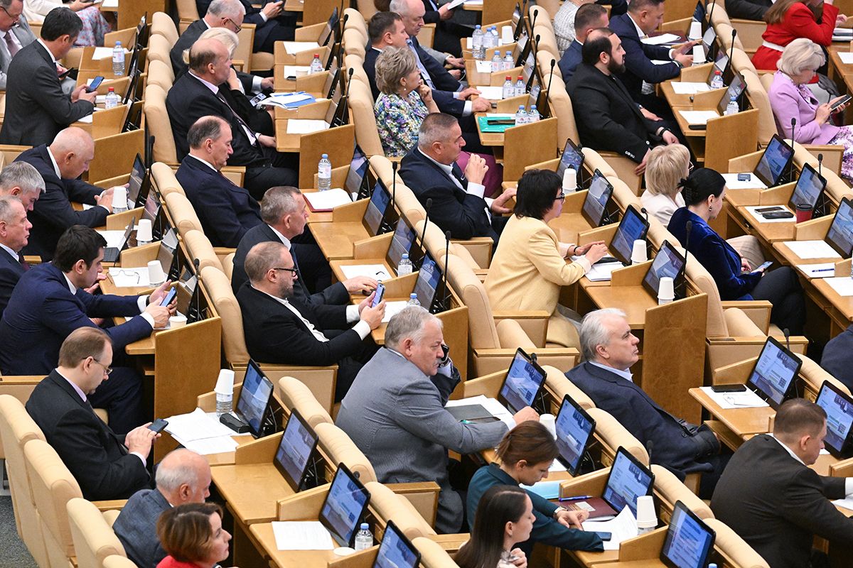 «Единая Россия» поддержала законопроект о введении уголовной ответственности за осквернение воинских захоронений и мемориалов