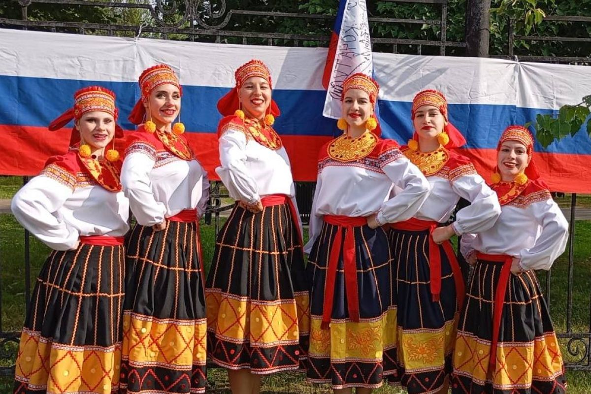 На юго-западе столицы проходят праздничные мероприятия в честь Дня России
