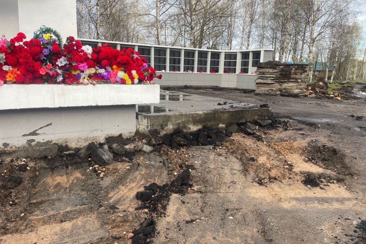 В Парке Победы в Онеге активно ведутся работы