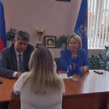 Десятки семей в Саратовской области получили помощь во время приемов в рамках проекта «Единая страна – доступная среда» партии «Единая Россия»