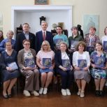 «Единая Россия» передала книги в библиотеки Тобольска Тюменской области