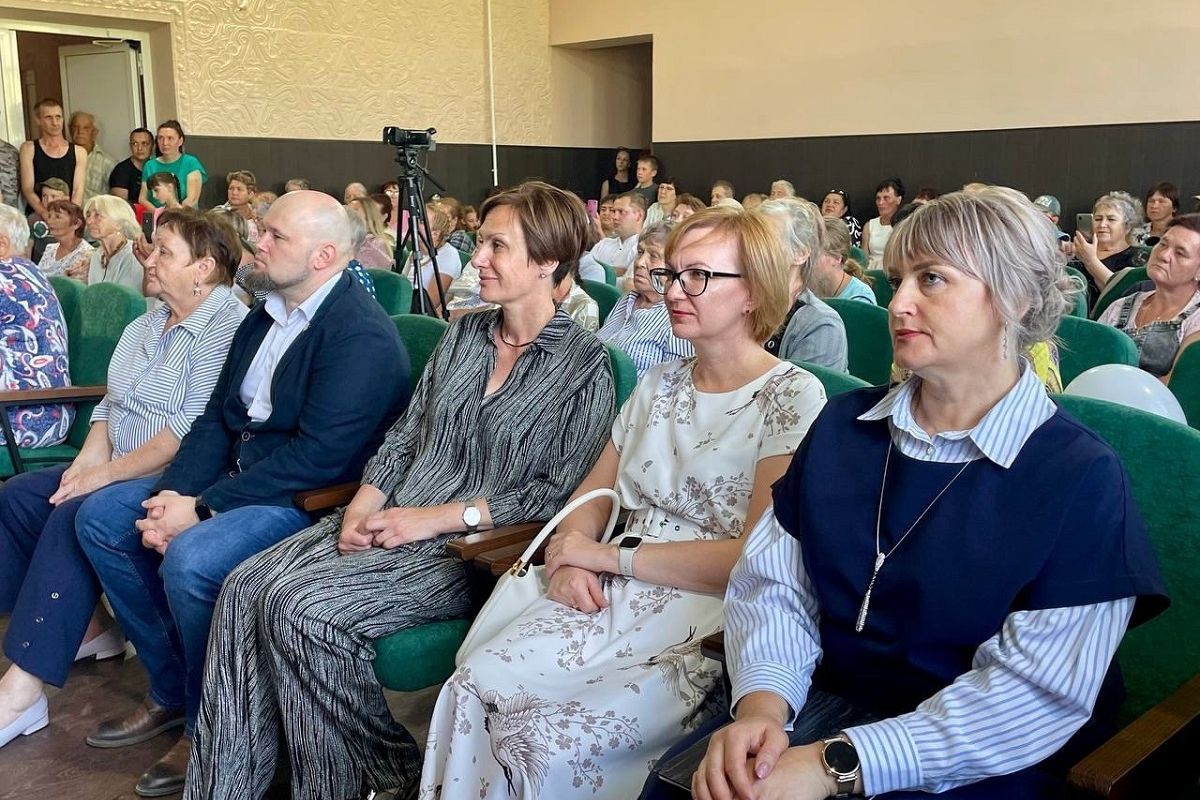 В Смоленском районе отремонтировали Дом досуга при участии «Единой России»