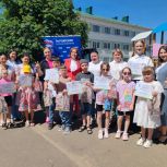 В Татарстане продолжают награждать призёров конкурса «Дети рисуют страну»