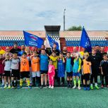 В Балашове в рамках партпроекта состоялся турнир по футболу среди семейных команд