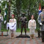 В Тынде открыли памятник героям специальной военной операции