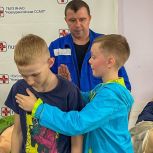 В Новом Уренгое ЯНАО «Единая Россия» организовала для детей посещение станции скорой помощи