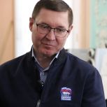 Сегодня свой день рождения празднует секретарь Генерального совета «Единой России», первый заместитель Председателя Совета Федерации Федерального Собрания Российской Федерации Владимир Владимирович Якушев