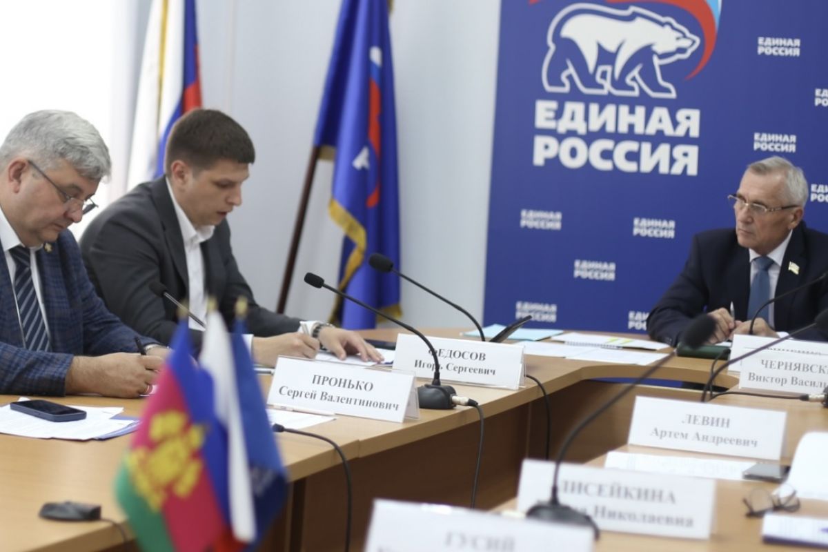 На Кубани продолжает работу штаб по капремонту и строительству учреждений образования