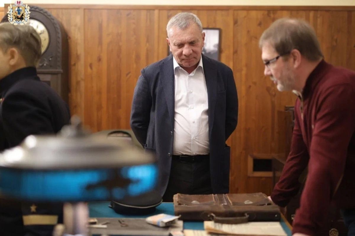 Юрий Борисов перелистал страницы истории Архангельска