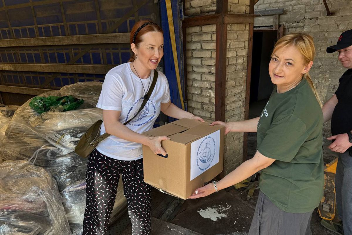 «Женское движение Единой России» передаст 57 000 единиц одежды нуждающимся жителям ДНР