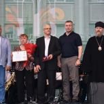 Дмитрий Гатов и Евгений Илле поздравили троичан с Днем города