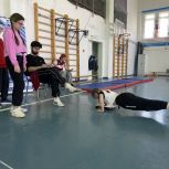 Пришкольный лагерь Нового Уренгоя проинспектировали местные партийцы