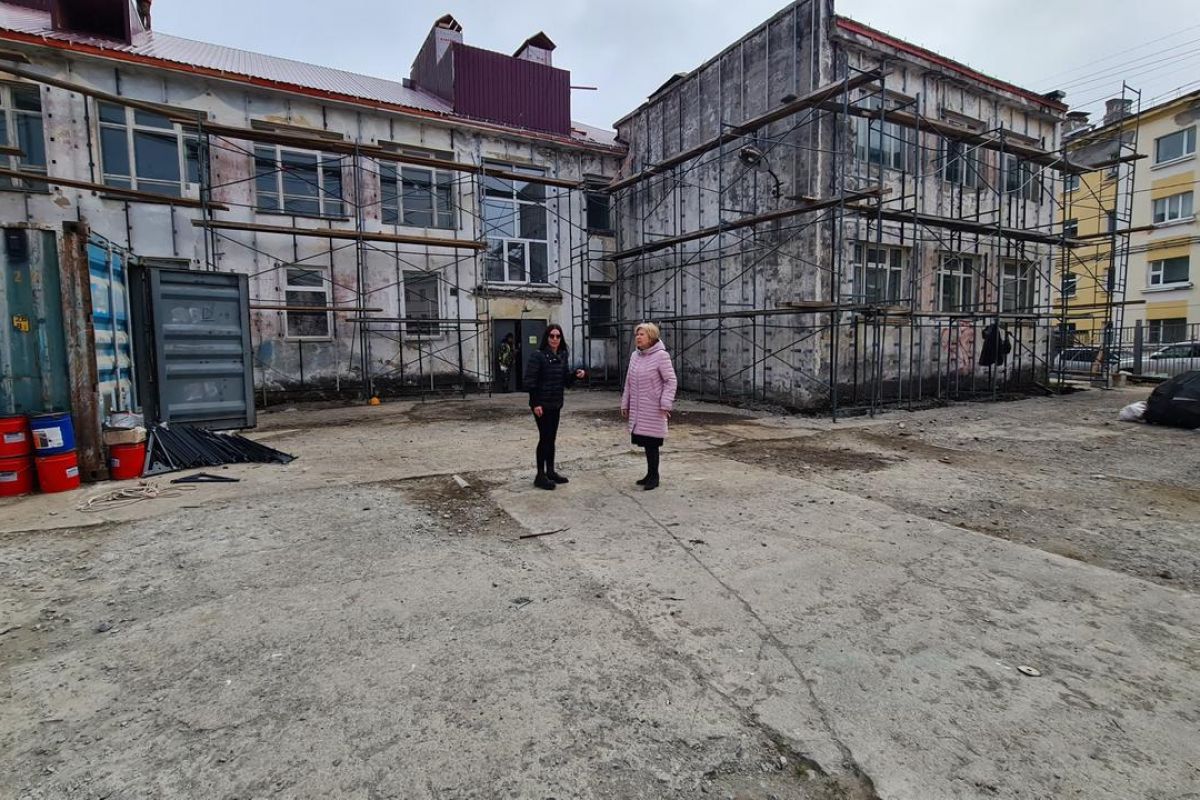 В Магадане обновят фасад, крышу и окна в обоих корпусах детсада № 53