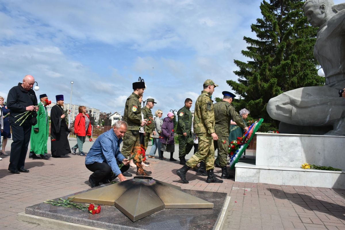 В Троицке прошёл митинг, посвящённый Дню Памяти и Скорби
