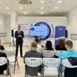 «Единая Россия» и «Молодая Гвардия» ко Дню молодежи организовала стратегическую сессию в рамках проекта «ПолитЗавод»