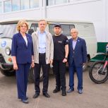 Благодаря "Единой России" тюменские бойцы на СВО получат УАЗы и мотоциклы