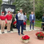 Юрий Балашов: «Мы низко кланяемся ветеранам, воевавшим на полях сражений, самоотверженно трудившимся в тылу»